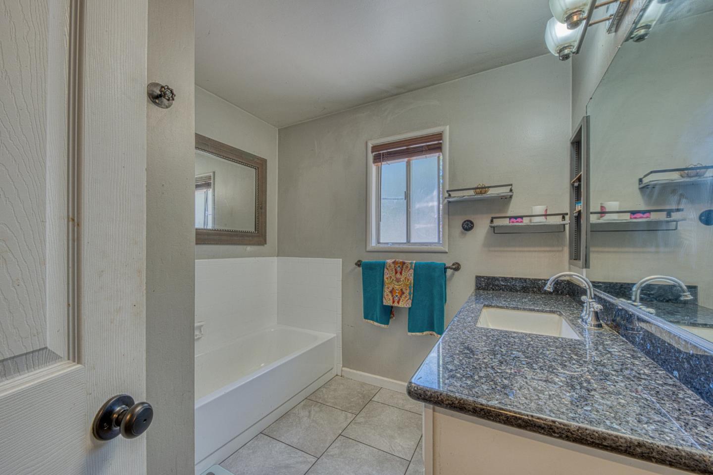 665 Paradise Rd # B, Elkhorn, CA 93907 photo 20