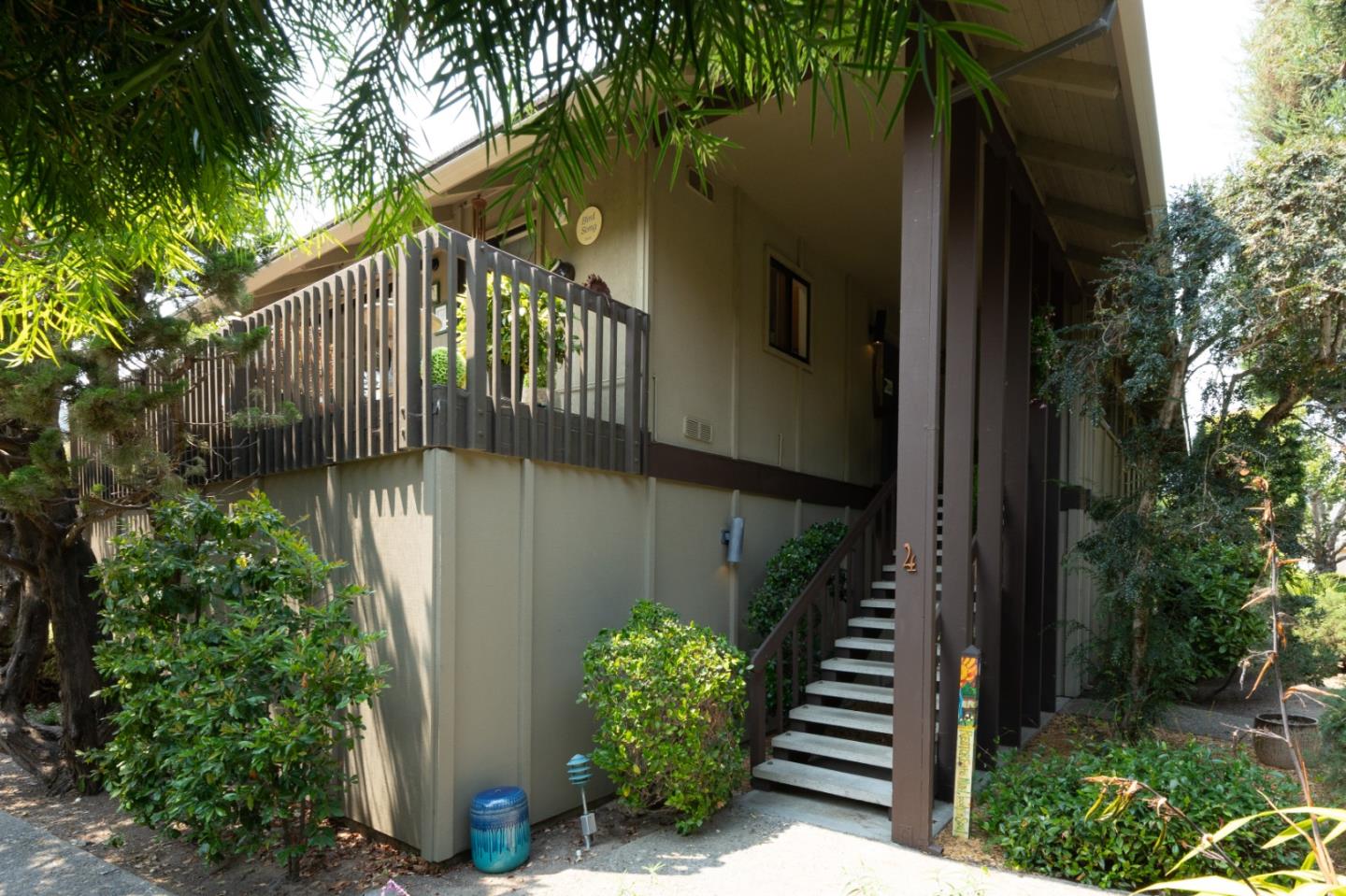 Front Image Thumbnail for ML82058702