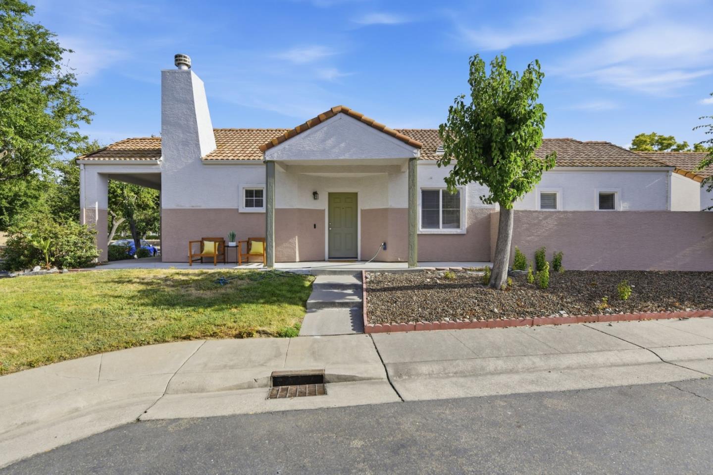 9113 Haussman ST, ElkGrove, CA 95758, Photo 2