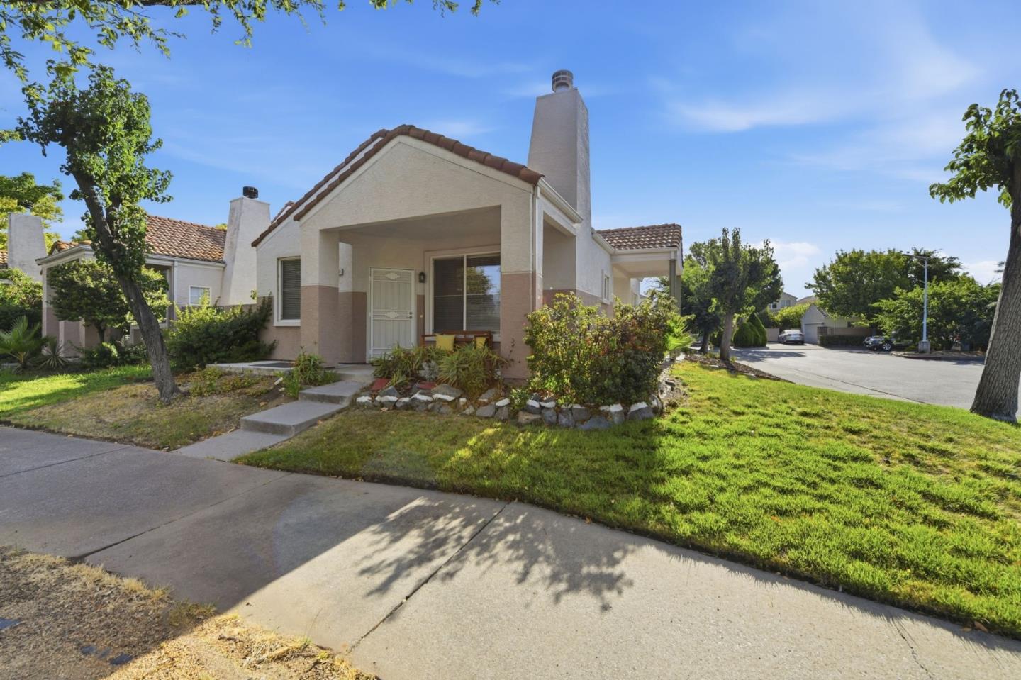 9113 Haussman ST, ElkGrove, CA 95758, Photo 3
