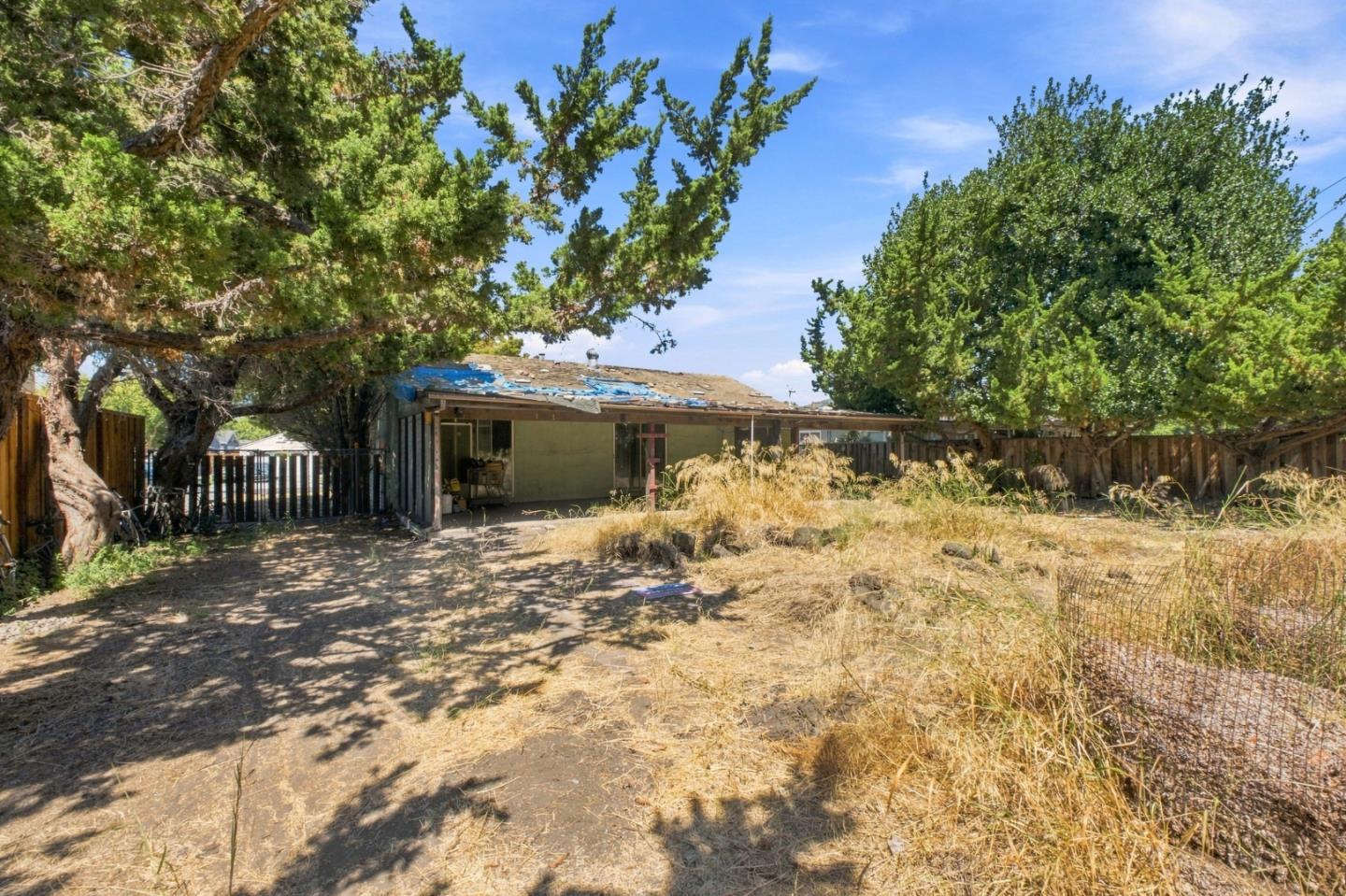 2102 Walnut Grove AVE, SanJose, CA 95128, Photo 2