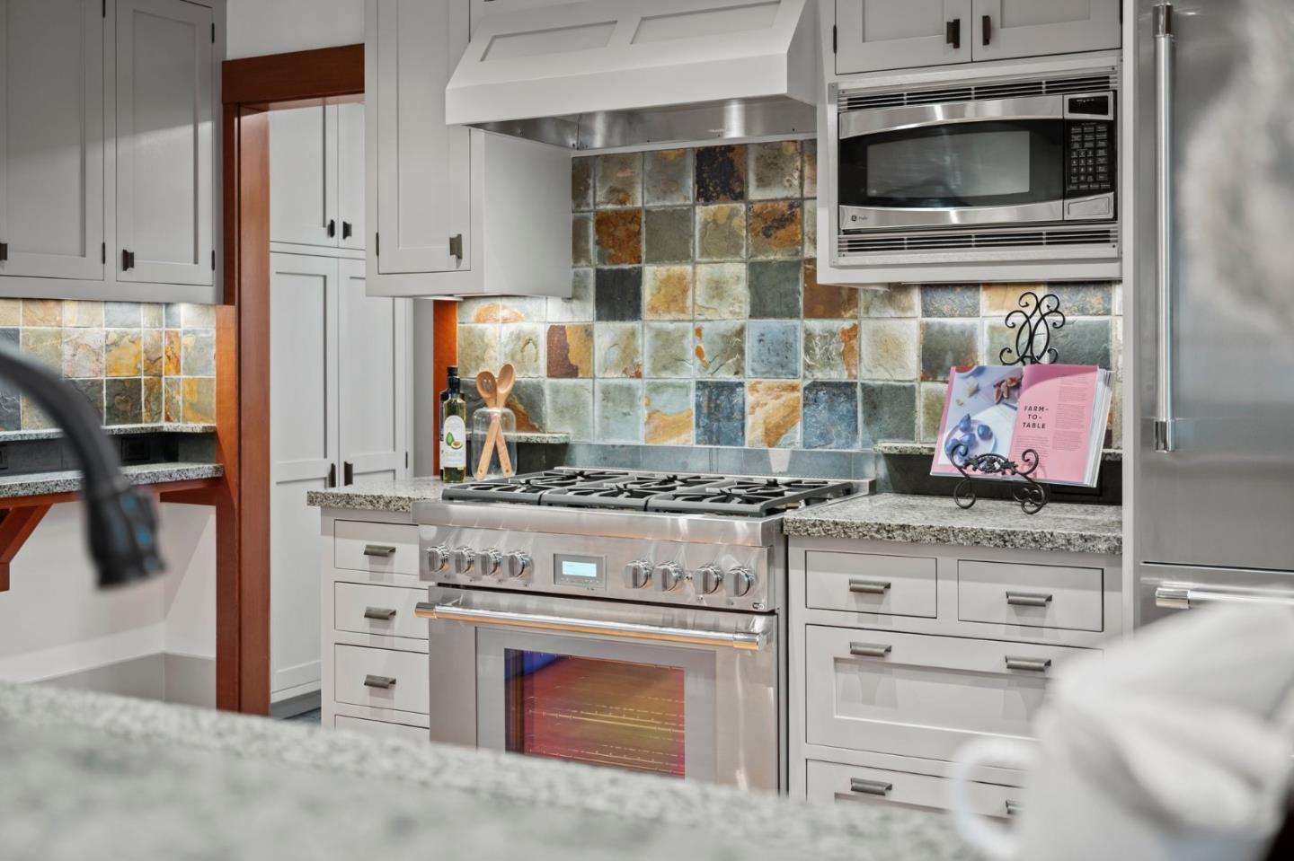 1301 BRYANT ST, PALO ALTO, CA 94301  Photo 18