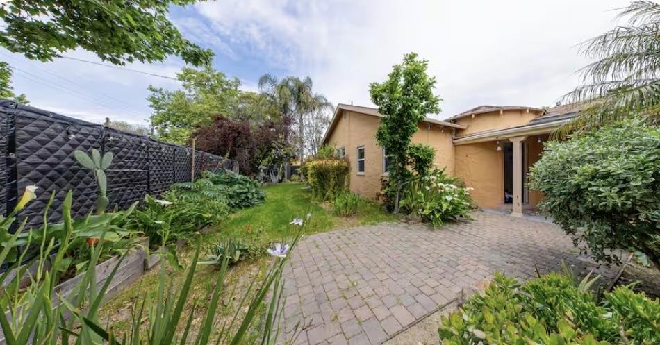 155 E Hedding ST, SanJose, CA 95112, Photo 2