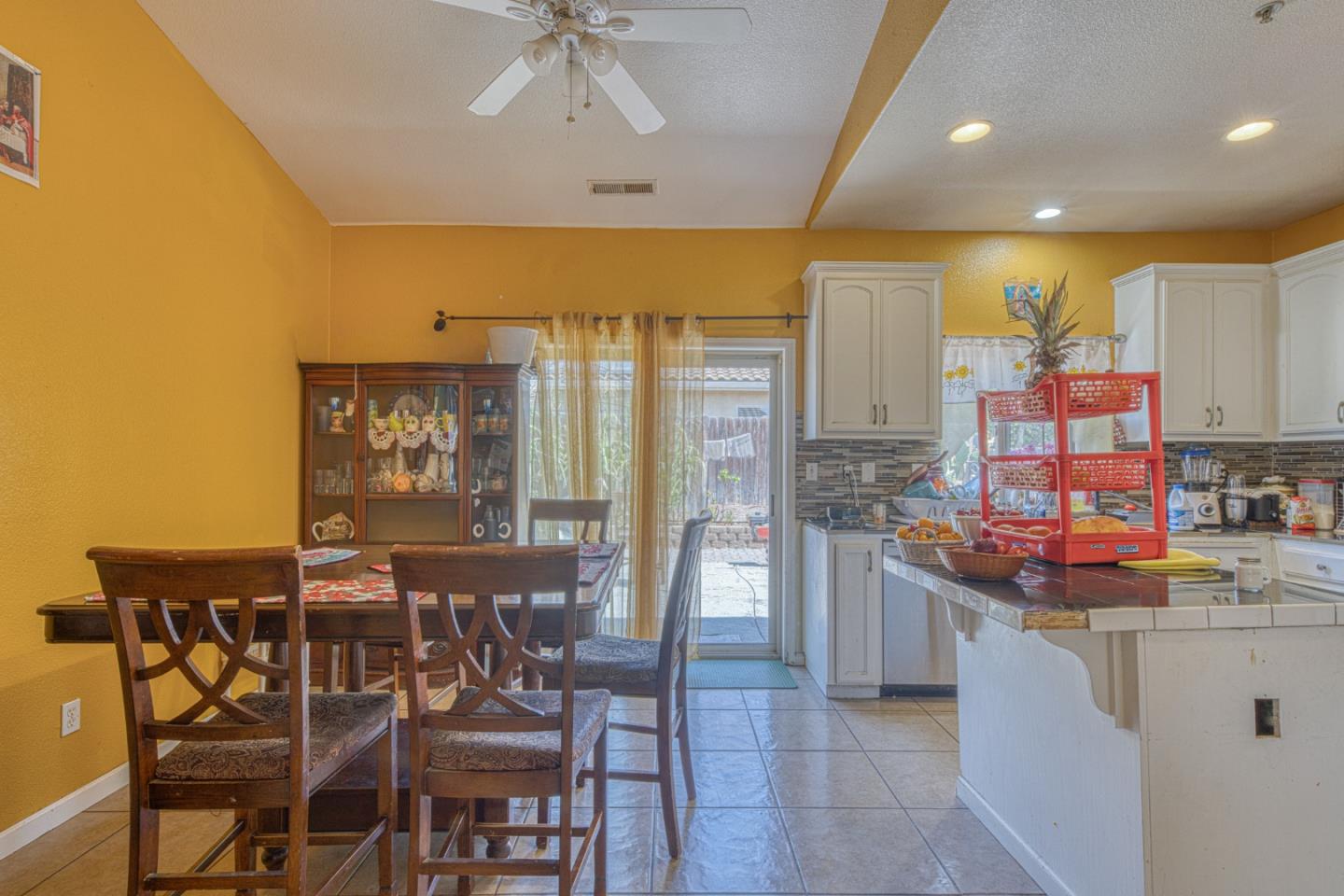 222 Vineyard Dr, Greenfield, CA 93927, Photo 5