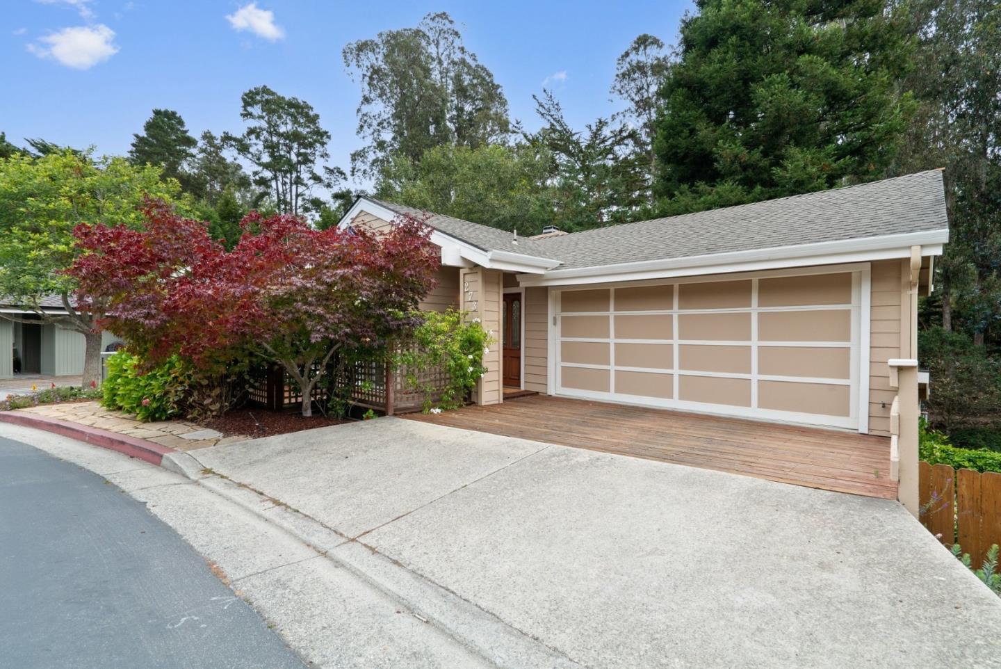 Front Image Thumbnail for ML82059018