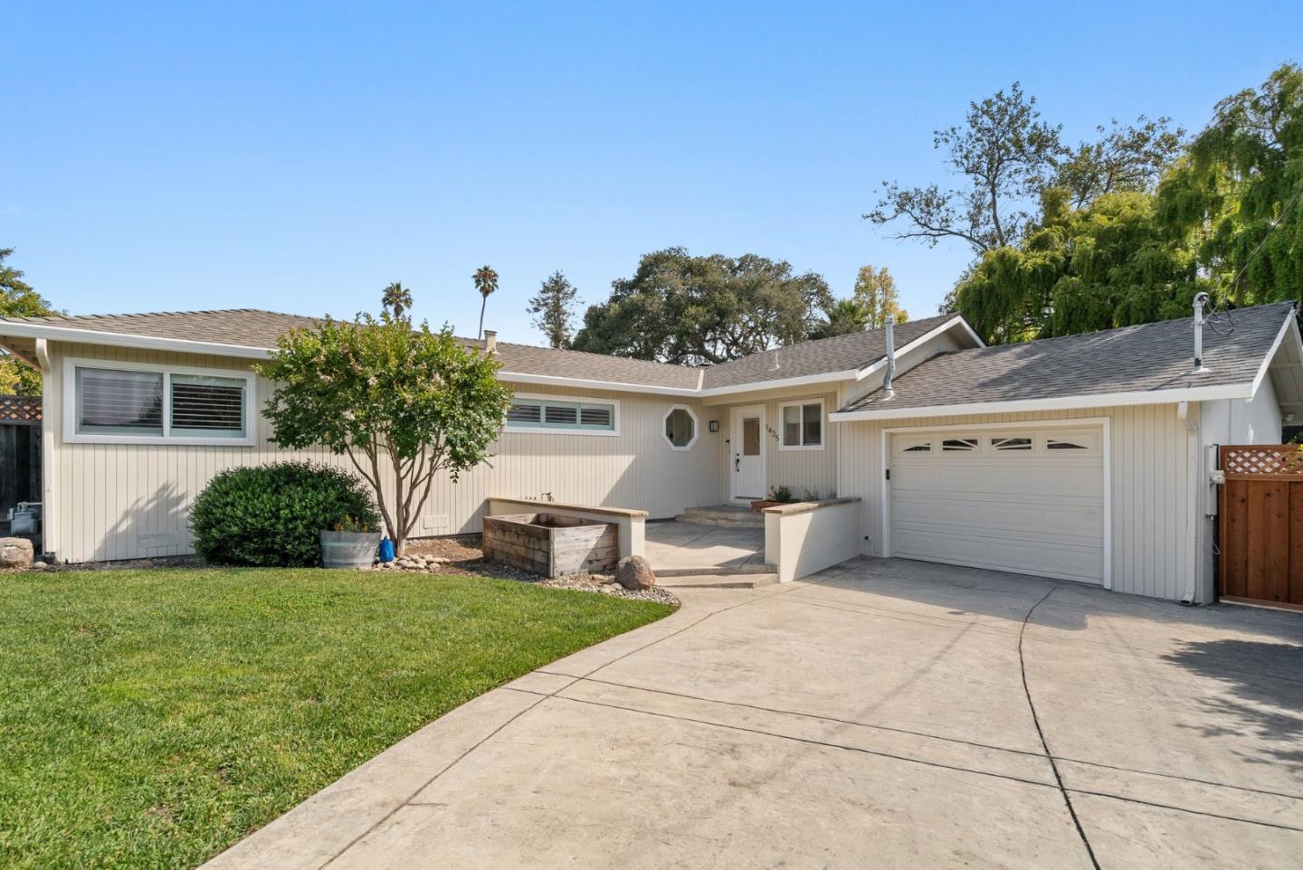 1435 Eastcrest CT, SantaCruz, CA 95062, Photo 3