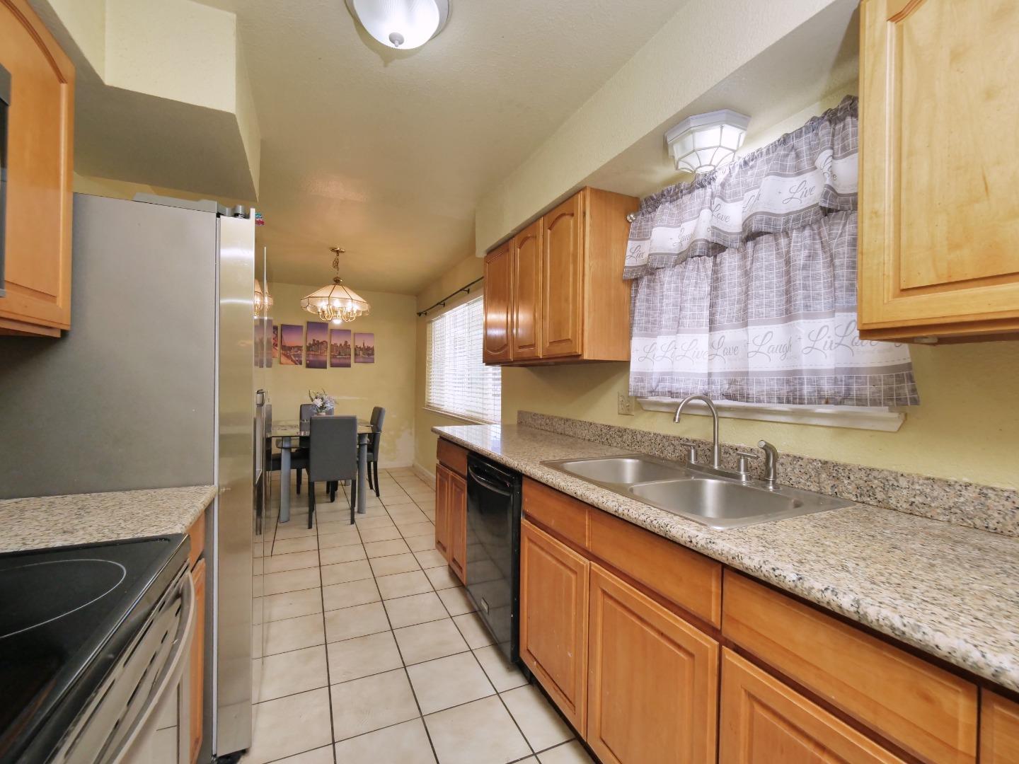 2107 Pennsylvania Ave, Fairfield, CA 94533 photo 11