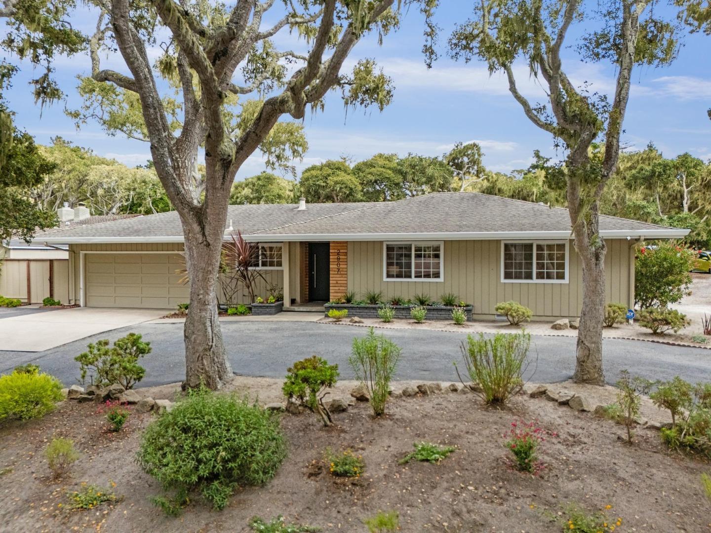 Front Image Thumbnail for ML82059133