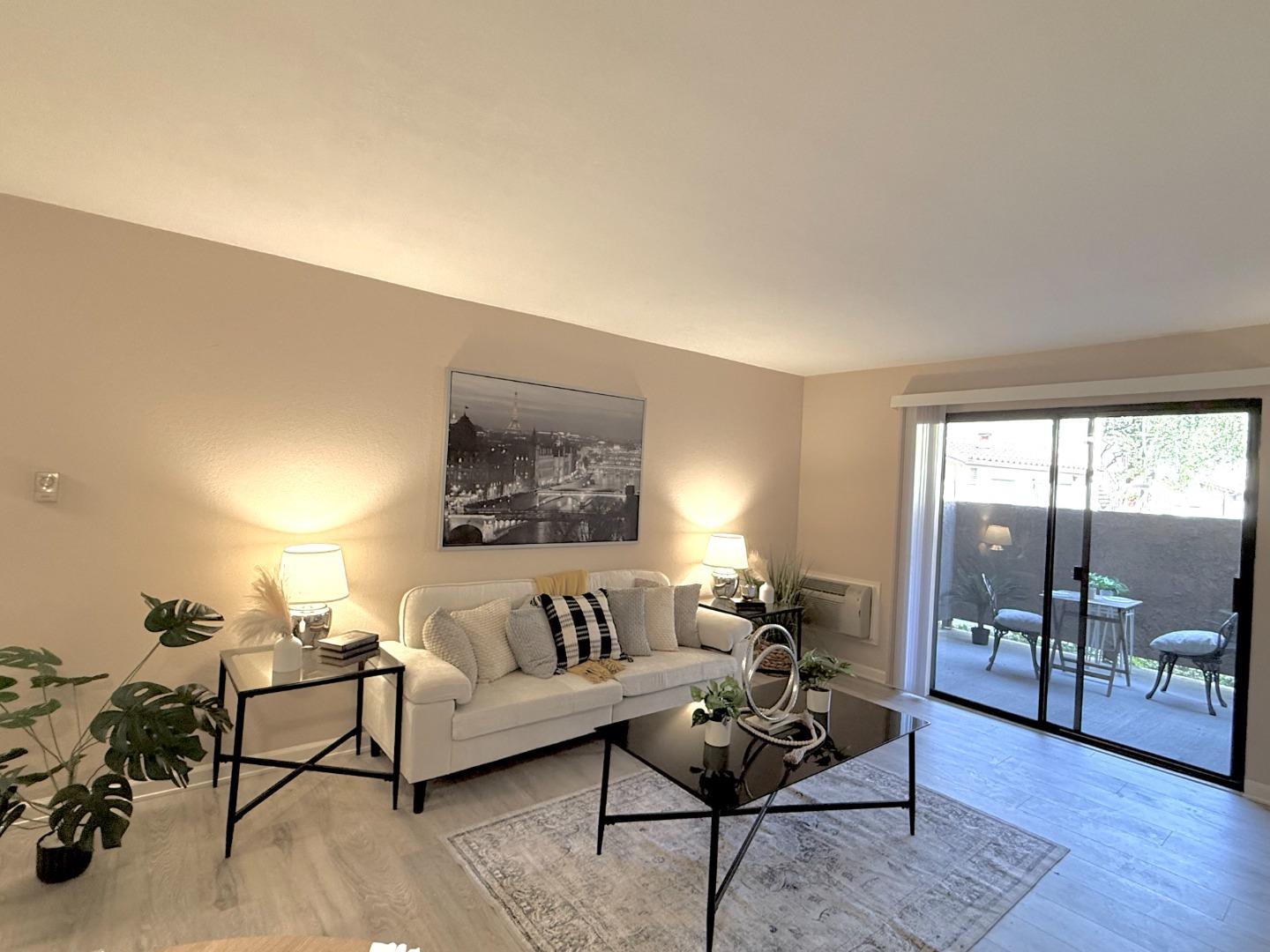 Front Image Thumbnail for ML82059159