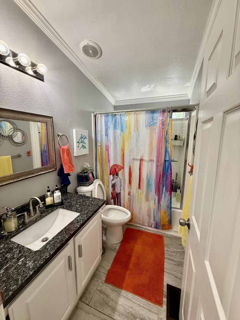 652 Hermitage 652, SanJose, CA 95134, Photo 4