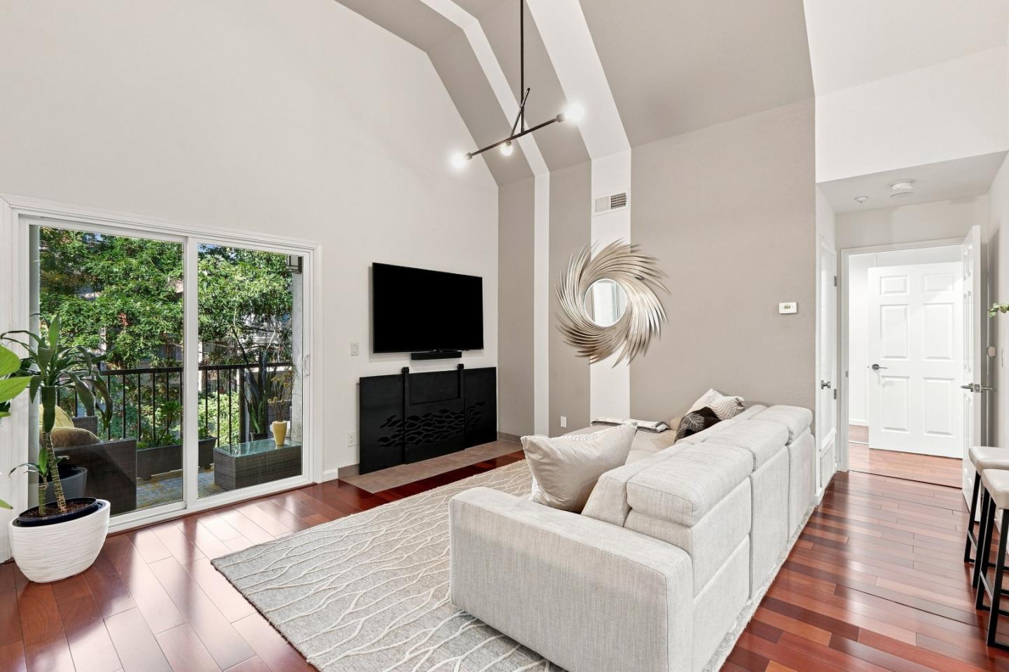 3183 Wayside PLZ 315, WalnutCreek, CA 94597, Photo 3