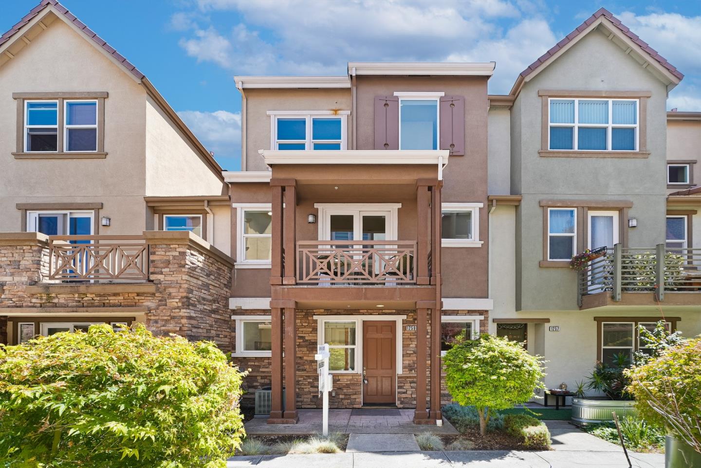 1259 Water Lily WAY, SanJose, CA 95129, Photo 2