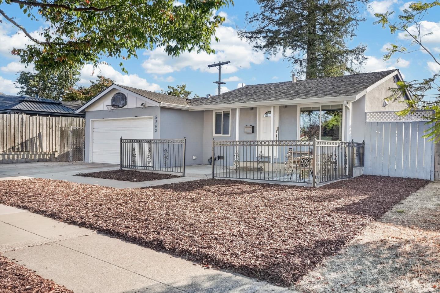 5243 Amelia DR, SanJose, CA 95118, Photo 3