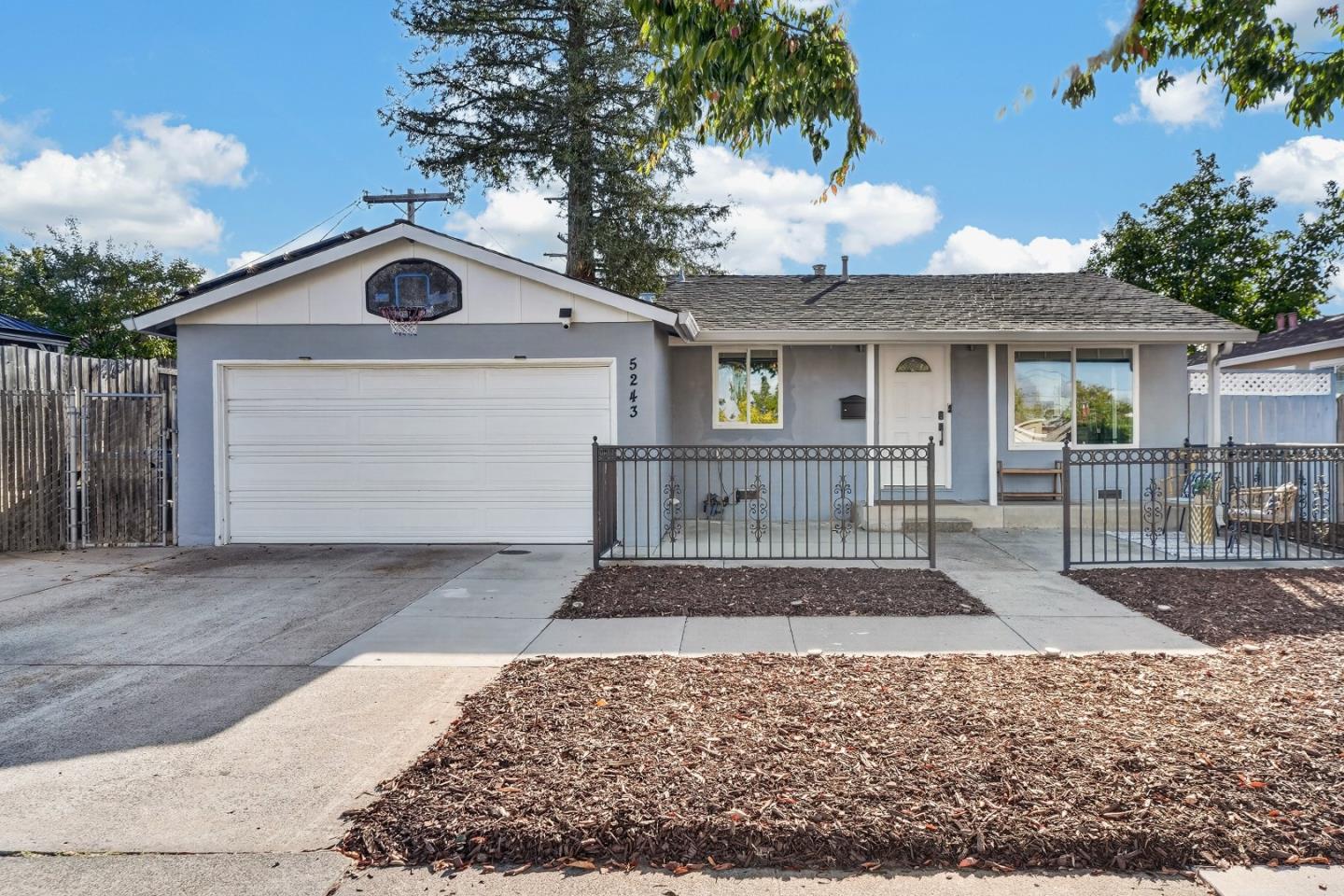 5243 Amelia DR, SanJose, CA 95118, Photo 4
