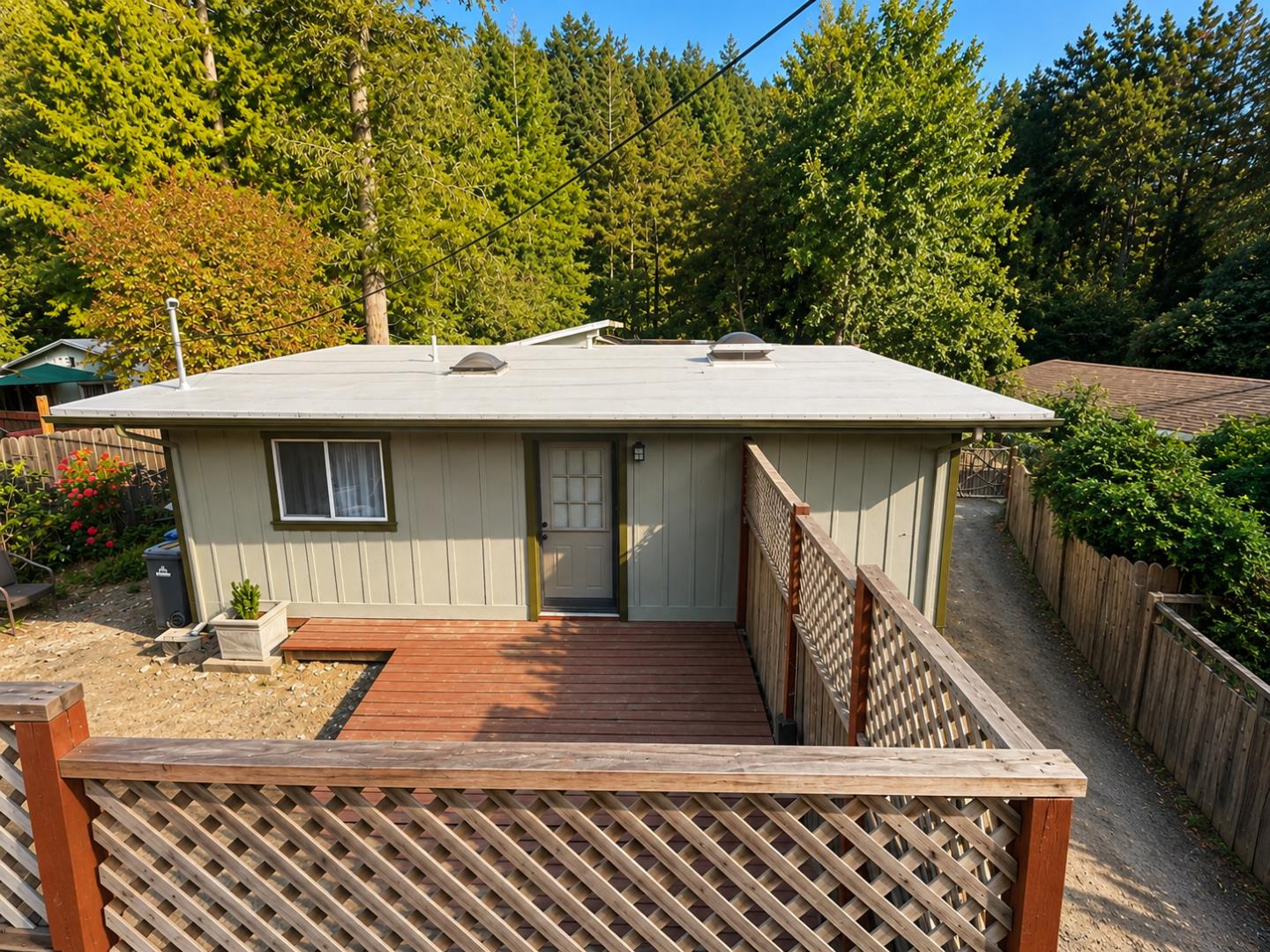 9824 E Zayante Rd, Zayante, CA 95018