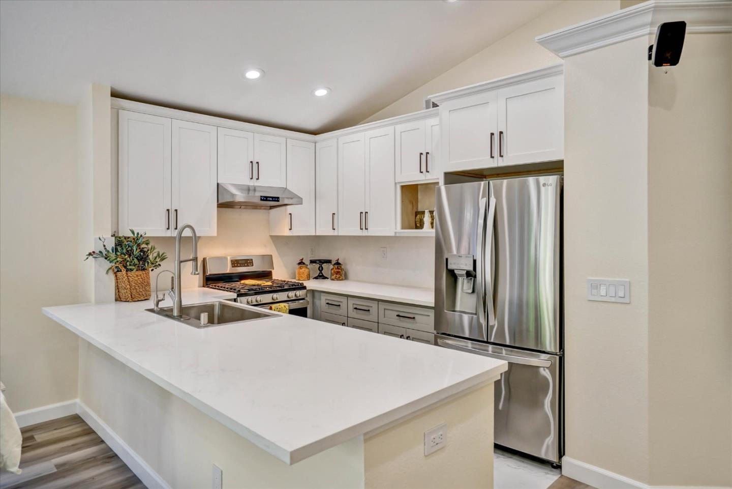 282 Trenton CIR, Pleasanton, CA 94566, Photo 7