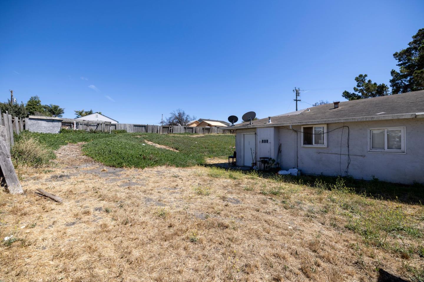 328 Boronda RD, Salinas, CA 93907, Photo 2