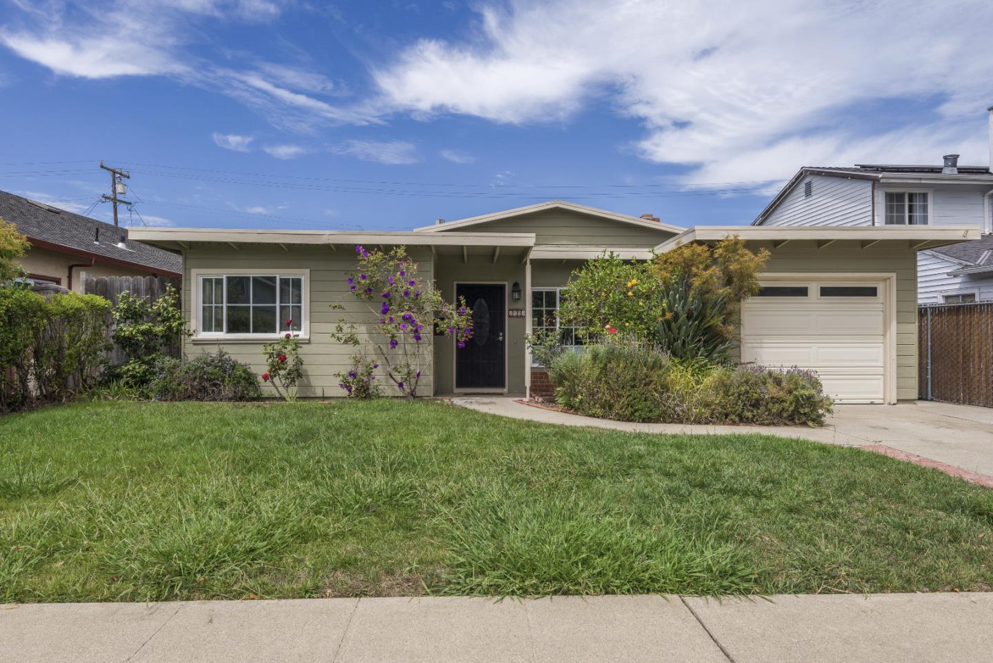 Front Image Thumbnail for ML82059473