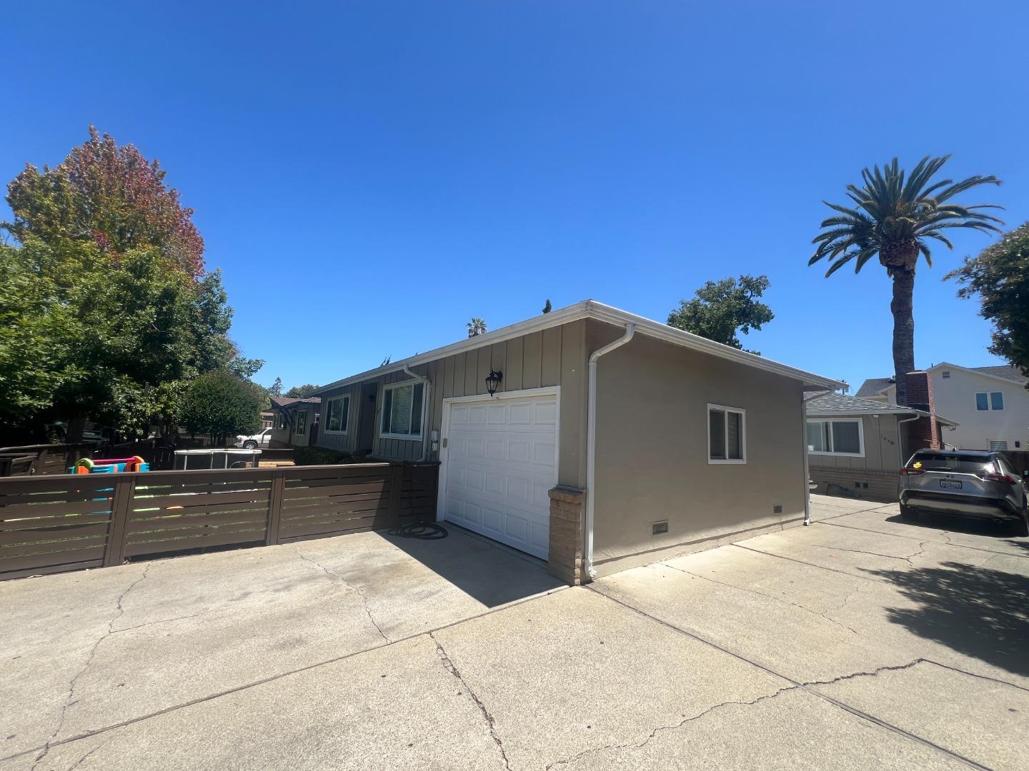 1036 Dodge DR, RedwoodCity, CA 94063, Photo 3
