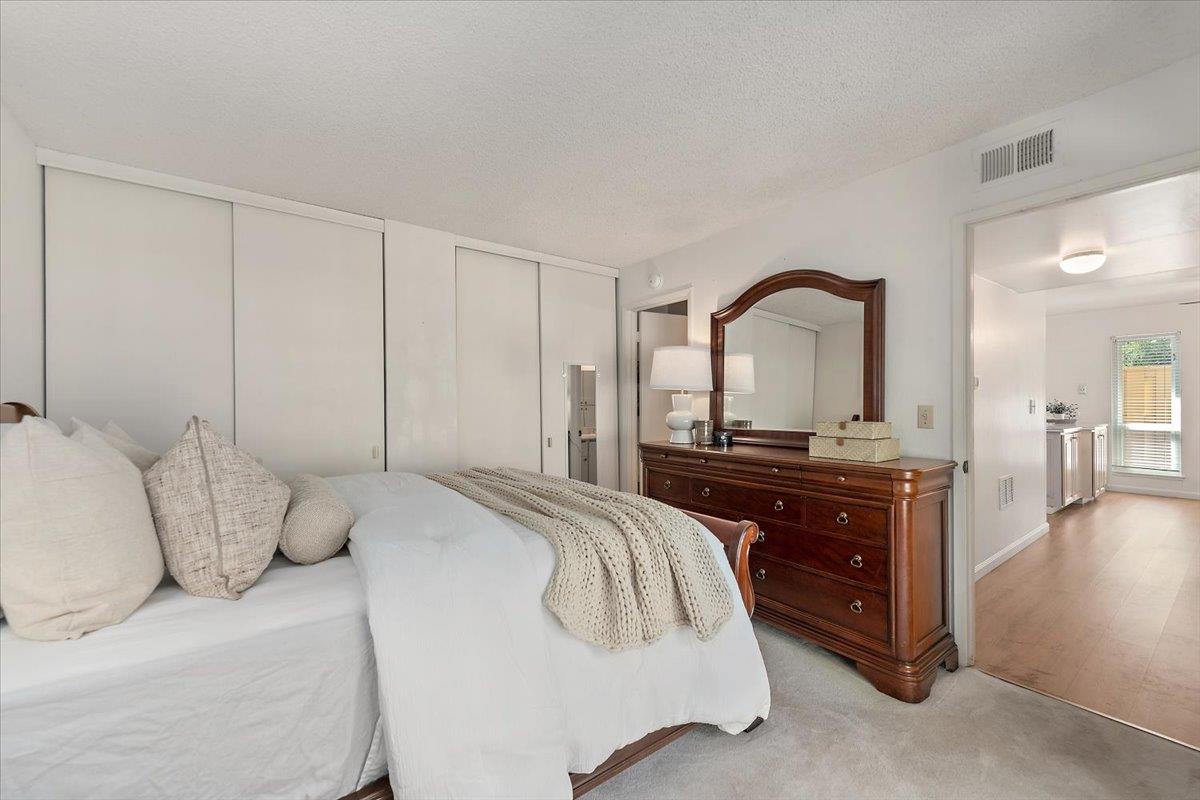125 CONNEMARA WAY 2, SUNNYVALE, CA 94087  Photo 11