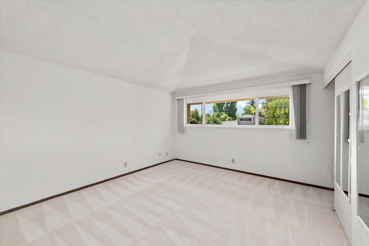 125 CONNEMARA WAY 2, SUNNYVALE, CA 94087  Photo 15