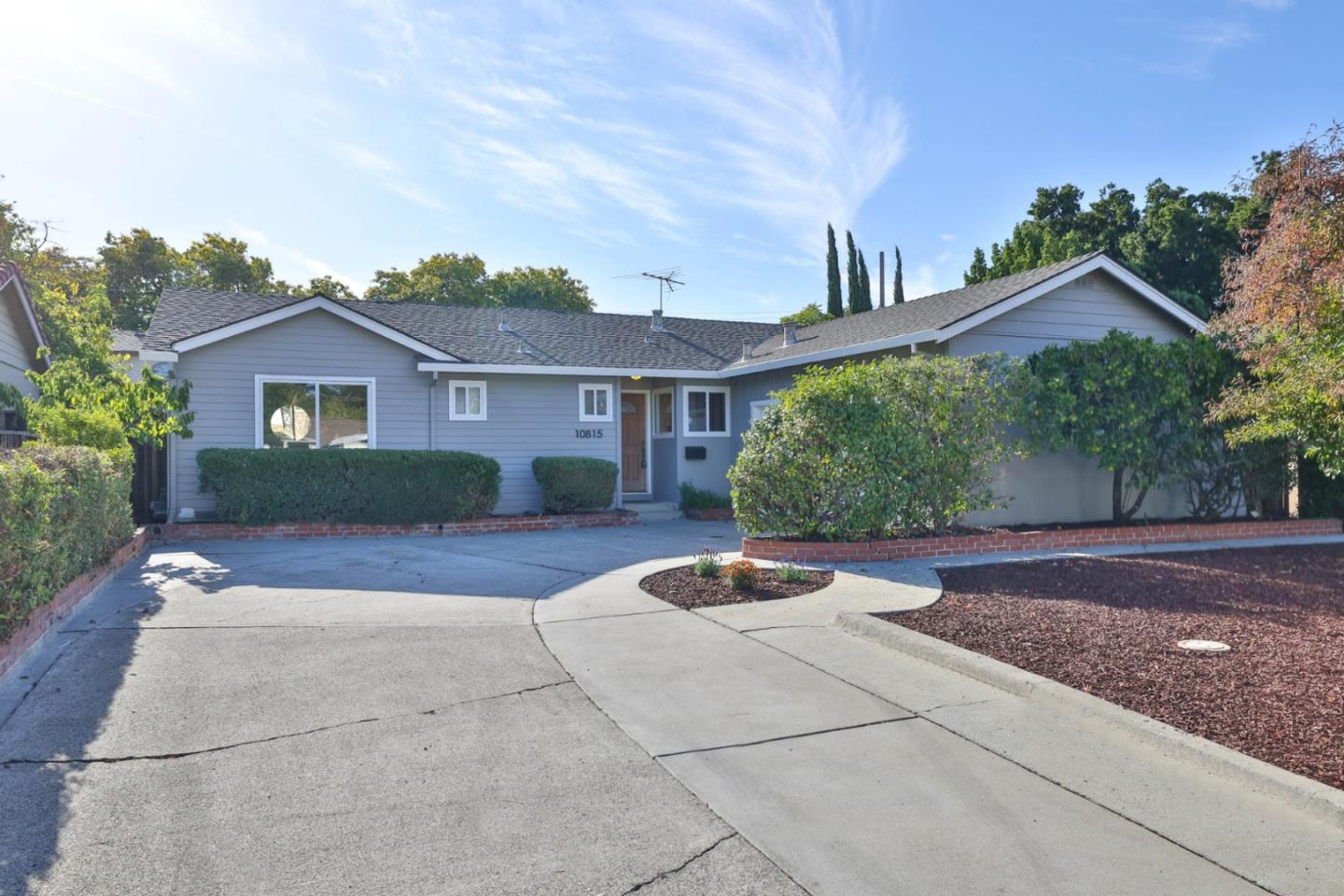 10815 E Estates DR, Cupertino 95014