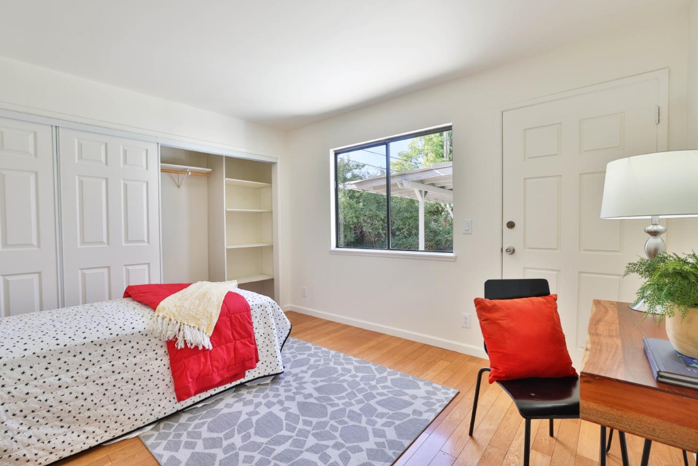 10815 E ESTATES DR, CUPERTINO, CA 95014  Photo 17