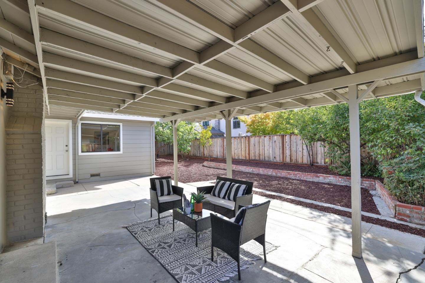 10815 E ESTATES DR, CUPERTINO, CA 95014  Photo 19