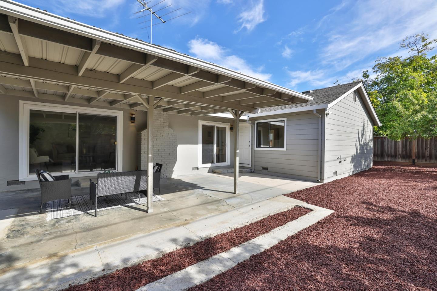 10815 E ESTATES DR, CUPERTINO, CA 95014  Photo 20