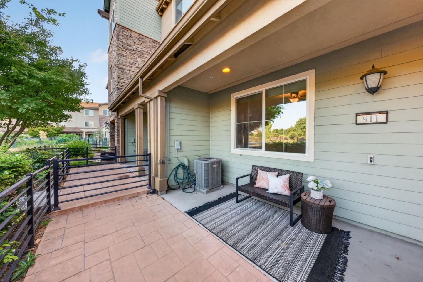 911 White Moonstone LOOP, SanJose, CA 95123, Photo 6