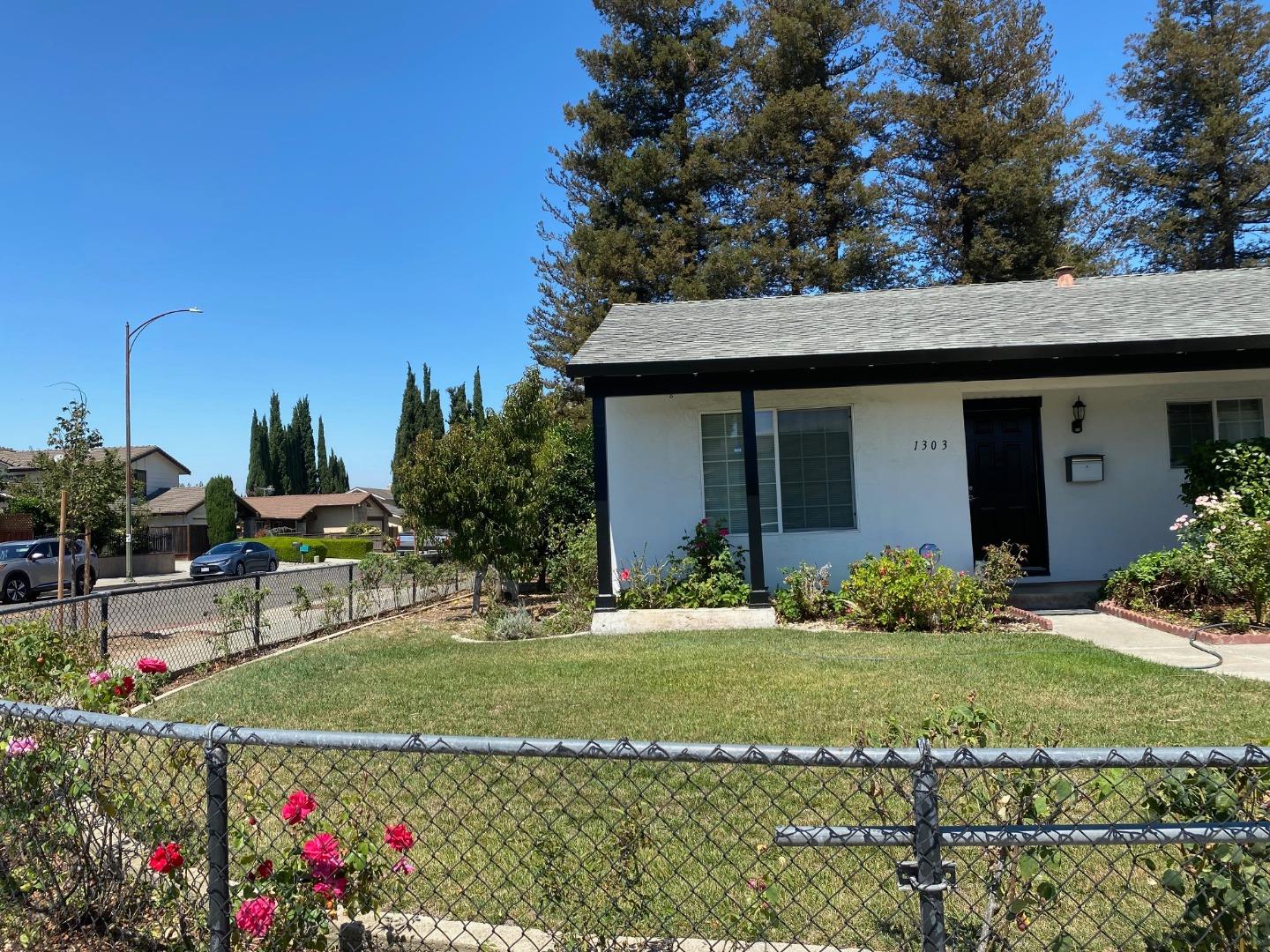 1303 Sylvia DR, SanJose, CA 95121, Photo 6