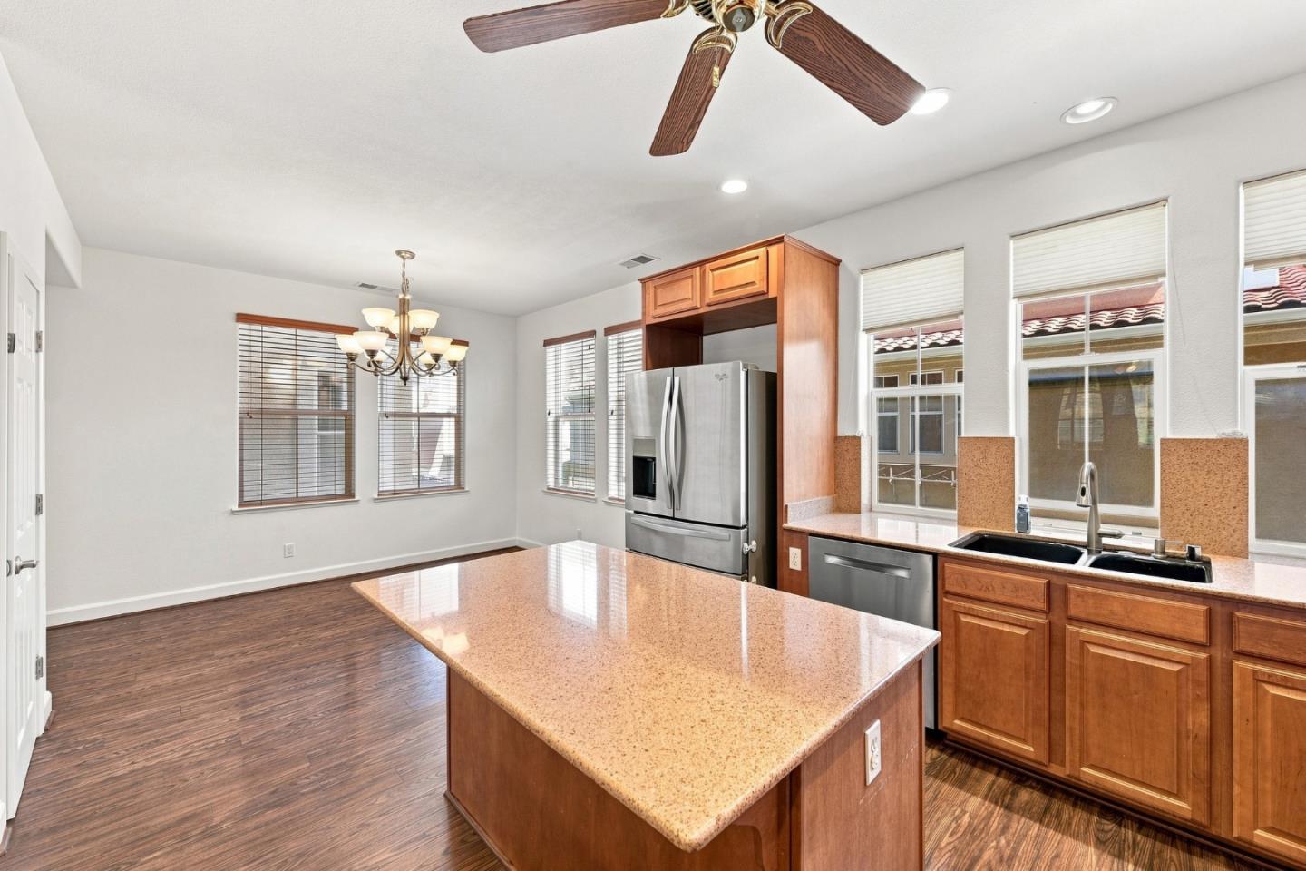 805 ADELINE AVE, SAN JOSE, CA 95136  Photo 13