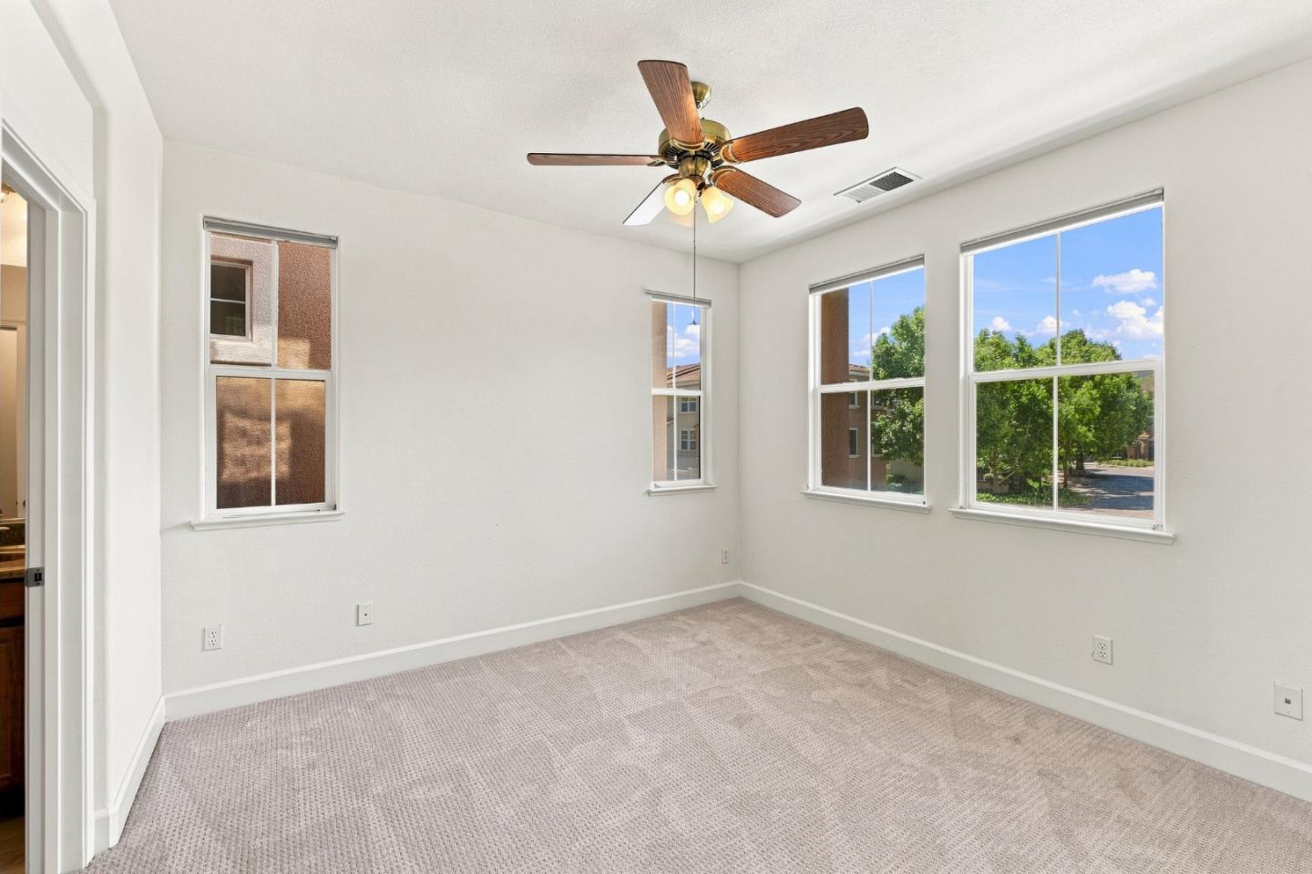 805 ADELINE AVE, SAN JOSE, CA 95136  Photo 18