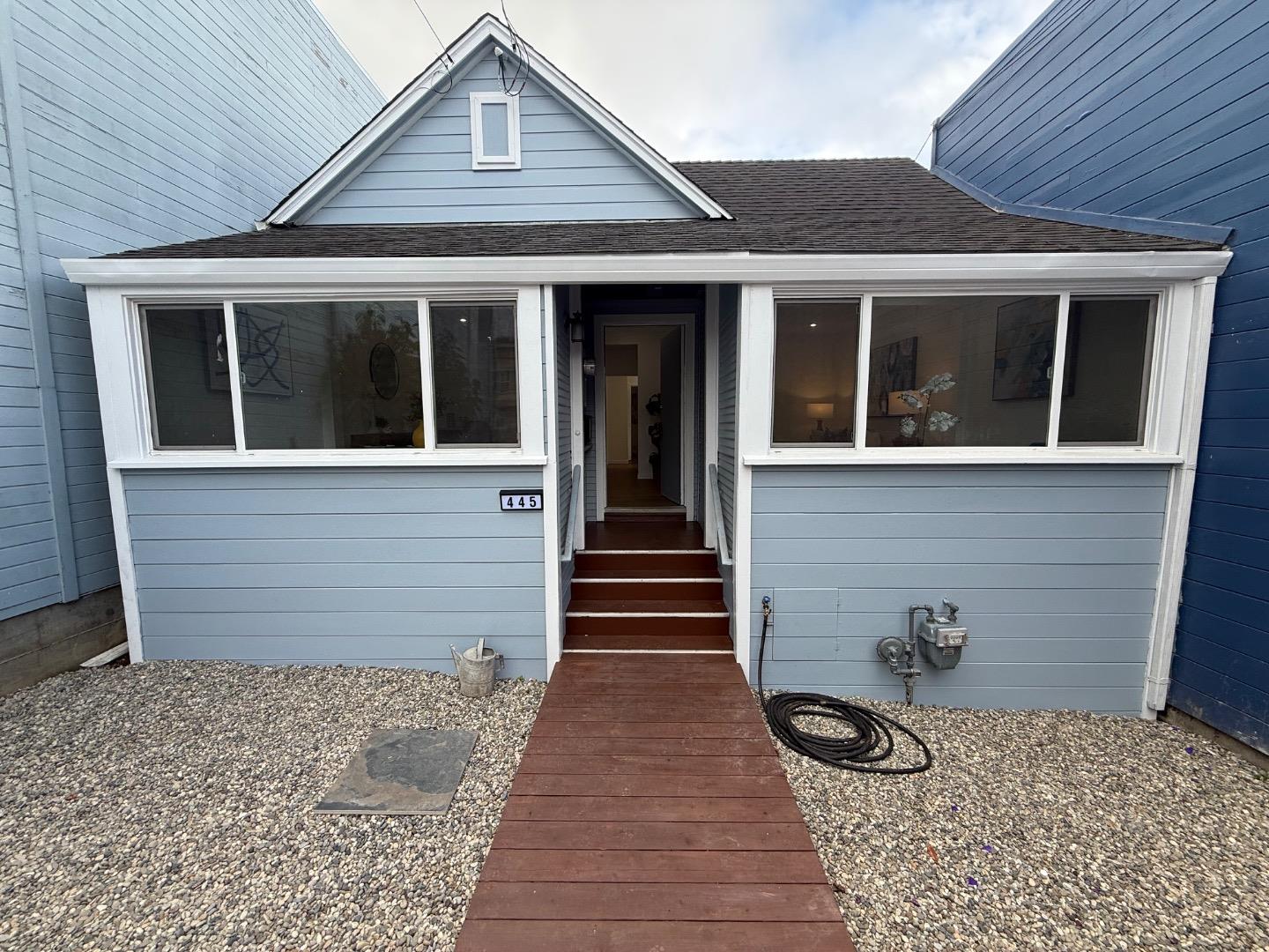 Front Image Thumbnail for ML82059934