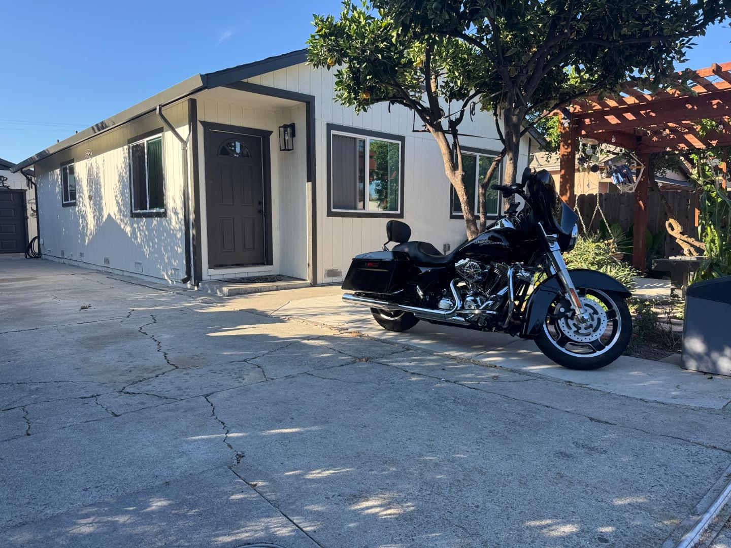3-Bedroom home for sale at 76 Sunset CT