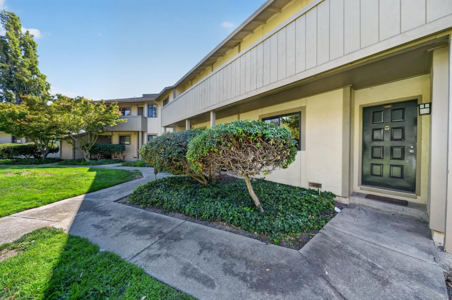 3-Bedroom home for sale at 1099 N Abbott AVE