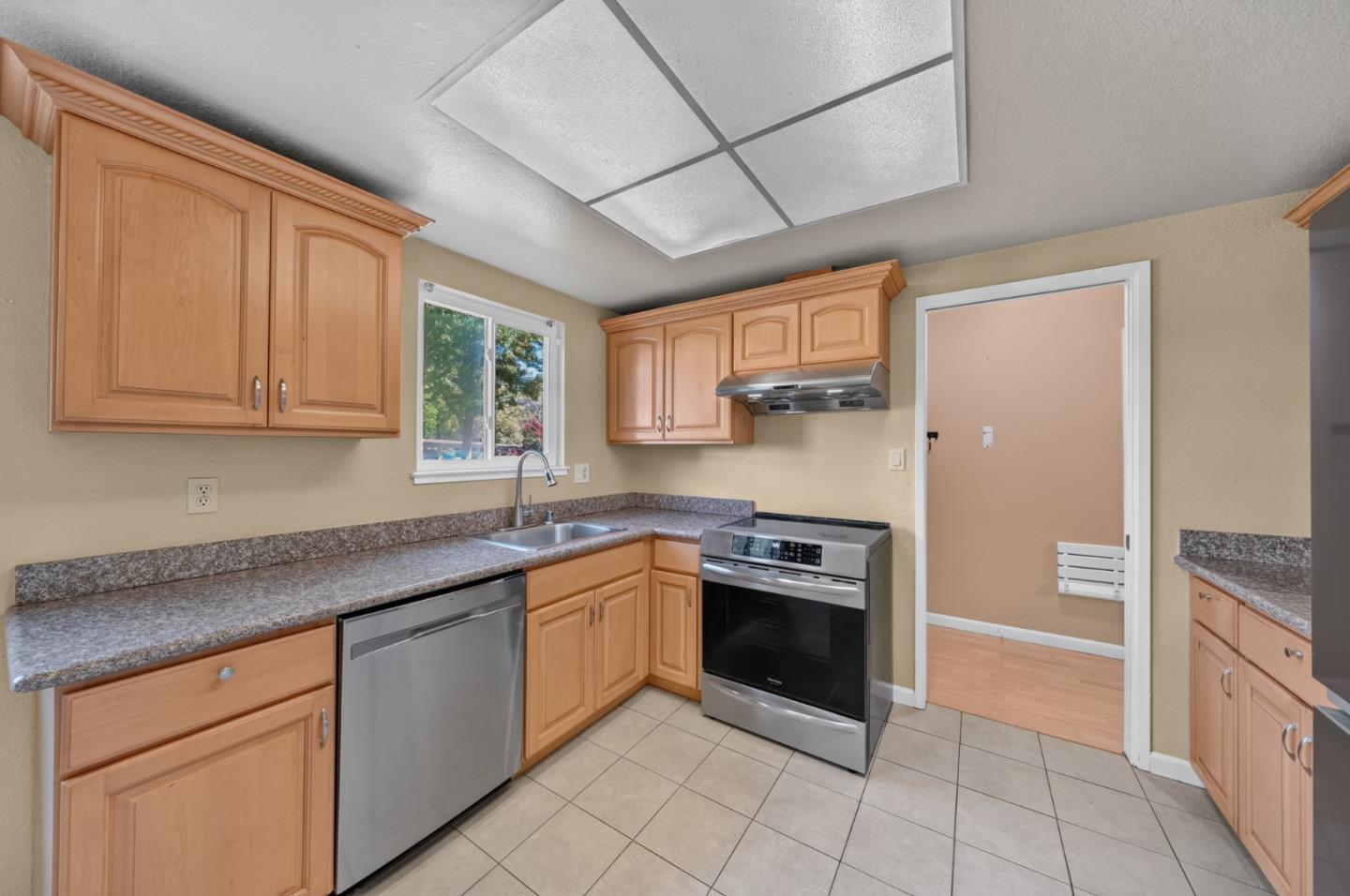 1099 N Abbott AVE, Milpitas, CA 95035, Photo 4