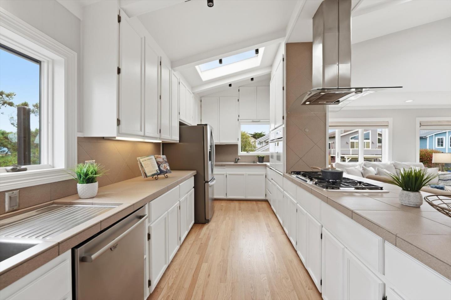 705 Alsace Loraine Ave, HalfMoonBay, CA 94019, Photo 7