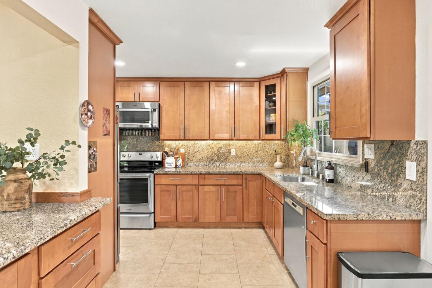 717 Belden DR, LosAltos, CA 94022, Photo 6