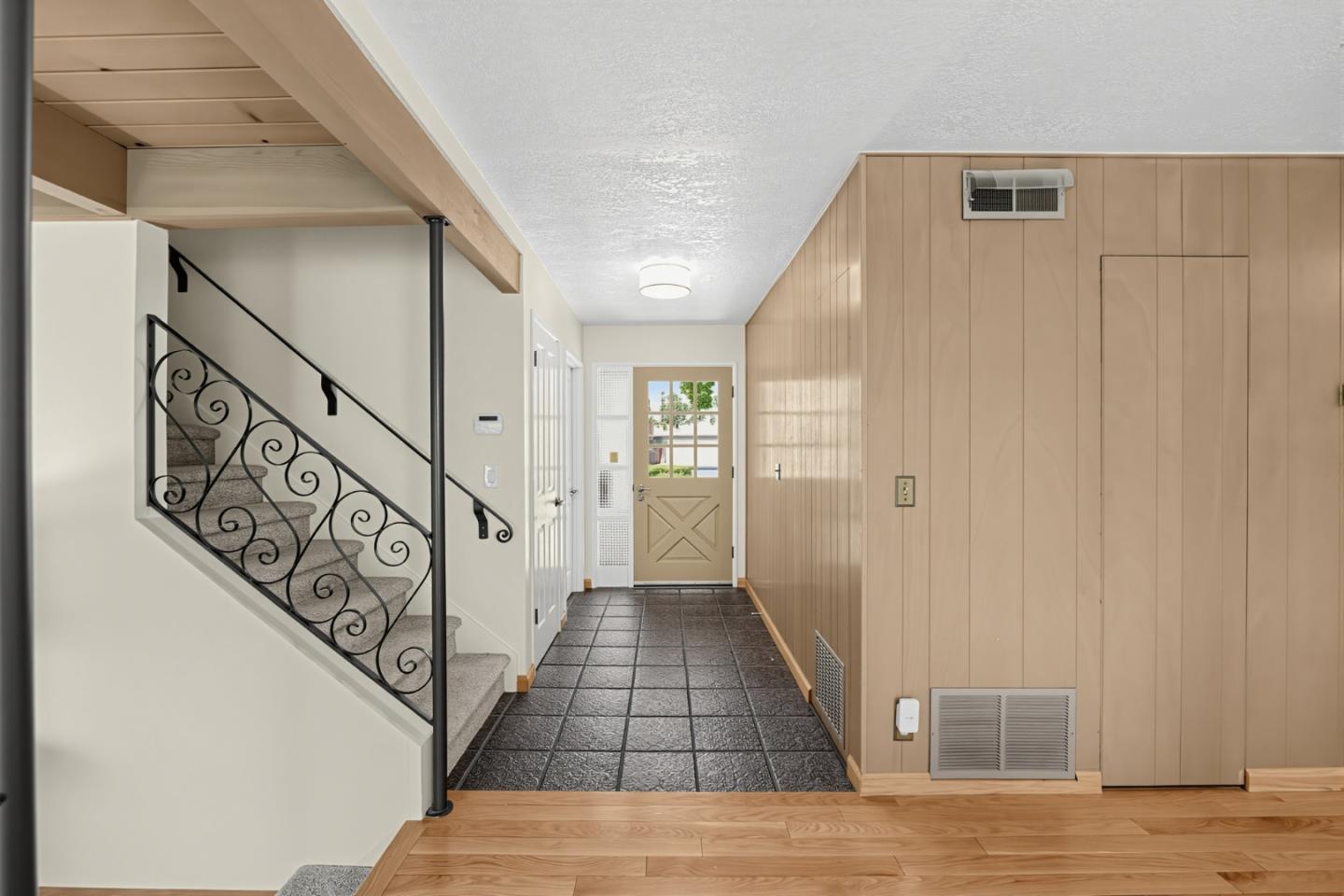 1091 Rockefeller DR, Sunnyvale, CA 94087, Photo 6
