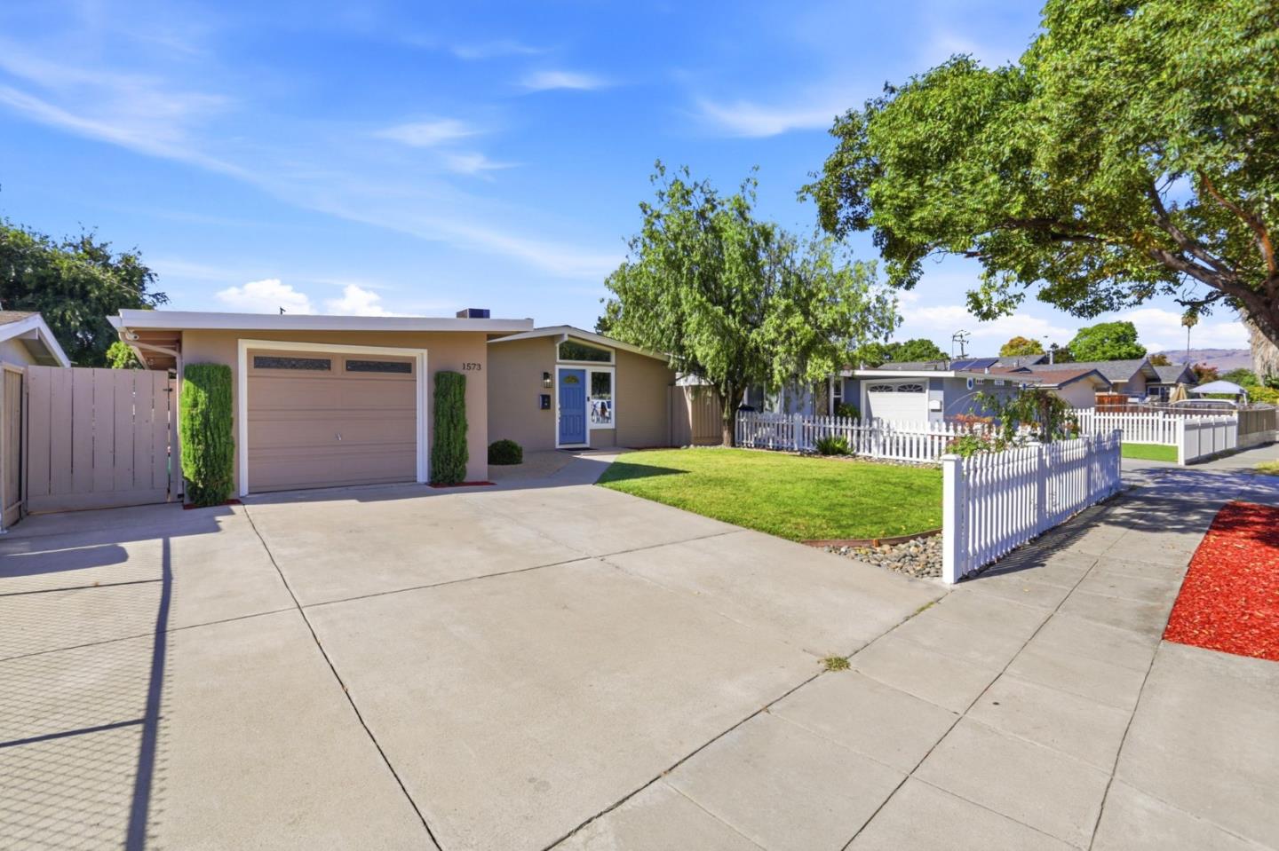 1573 Havana DR, SanJose, CA 95122, Photo 2