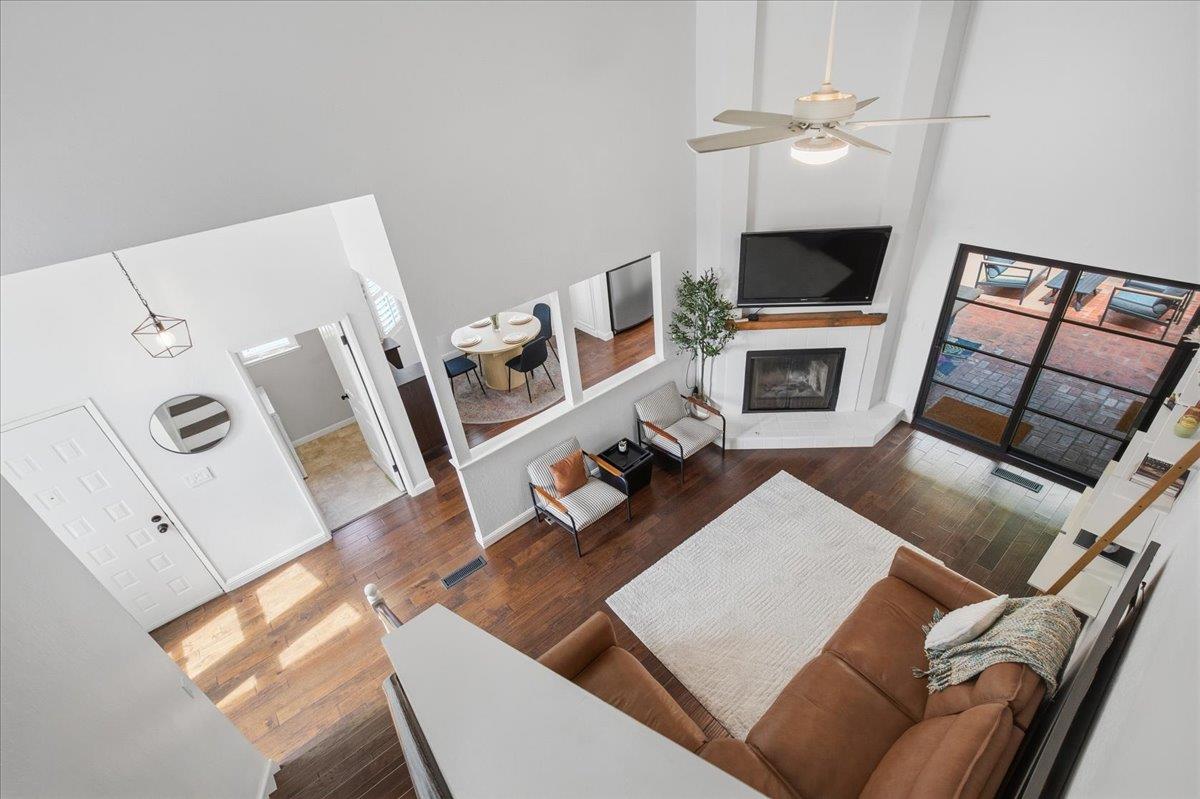 Beautifully maintained and thoughtfully updated, this stunning 3-bedroom, 2.5-bath townhome offers comfort, style, and an exceptional Willow Glen location. The highly desirable ground-floor primary suite provides privacy and convenience, while soaring ceilings, abundant natural light, and an open floor plan create an inviting space for everyday living and entertaining. The updated kitchen features freshly painted cabinetry, and the primary bath has been tastefully remodeled with a new vanity, countertop, faucet, and light fixtures. Upstairs offers two spacious bedrooms and a full bath, perfect for family, guests, or a home office. Enjoy your private patio, attached two-car garage with additional storage, and a 240-volt outlet for EV charging. Community amenities include a sparkling pool and expansive greenbelt. Just minutes from Downtown Willow Glen, enjoy Lincoln Avenue's boutiques, restaurants, cafés, parks, and community events, with convenient access to major commute routes. Move-in ready and a wonderful opportunity to enjoy the Willow Glen lifestyle.