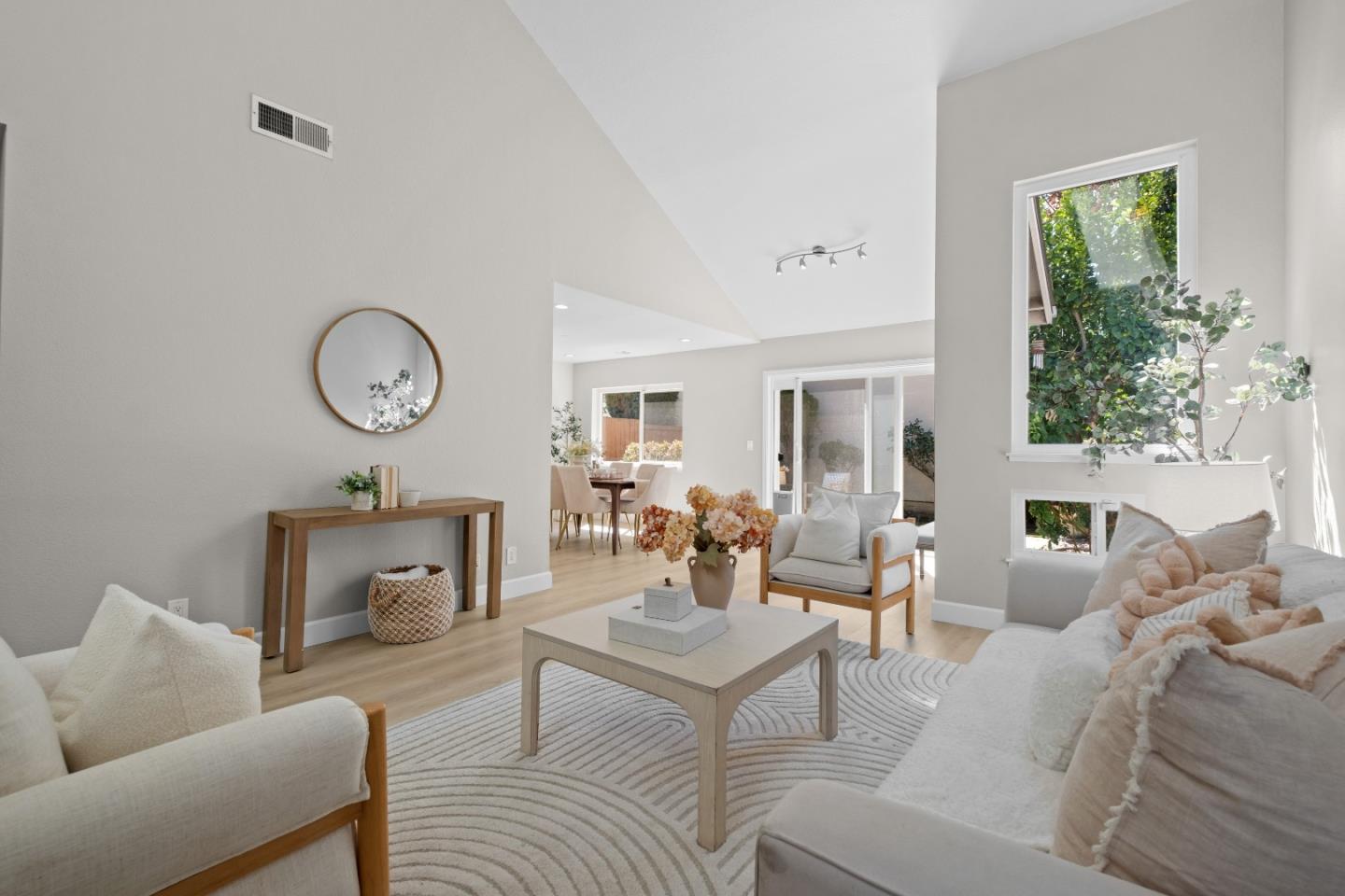 1567 Theo DR, SanJose, CA 95131, Photo 3