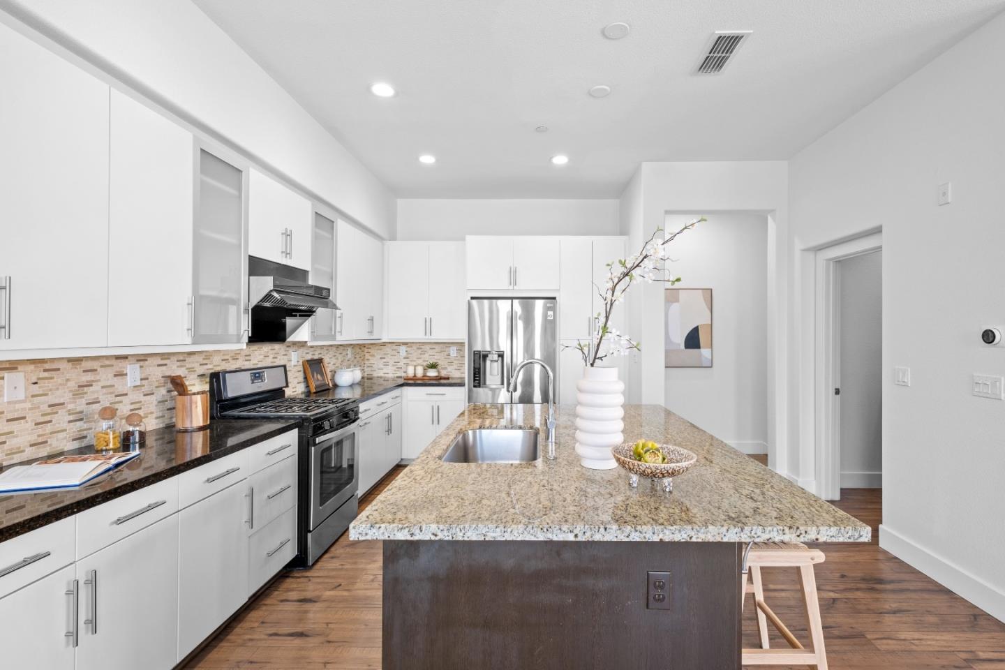 1308 Bernoulli PL 2, SanJose, CA 95132, Photo 3