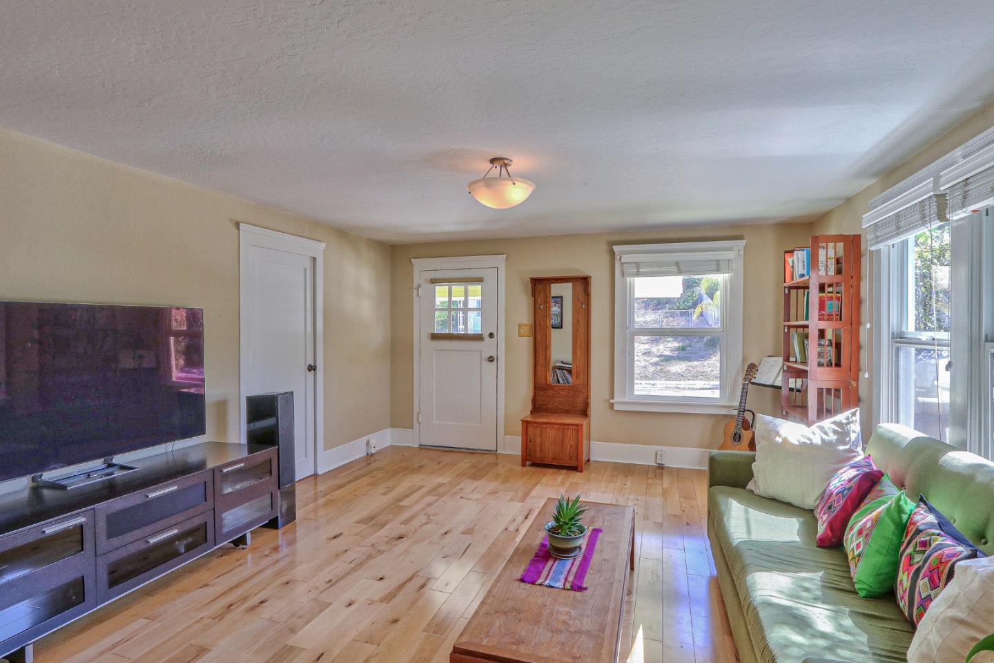 129 May AVE, SantaCruz, CA 95062, Photo 7