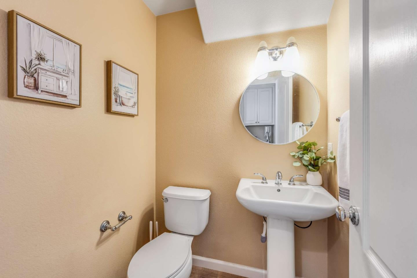 1094 Rock AVE, SanJose, CA 95131, Photo 6