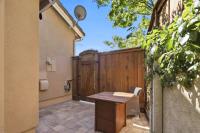 1044 Woodvale Ct, San Jose — 57