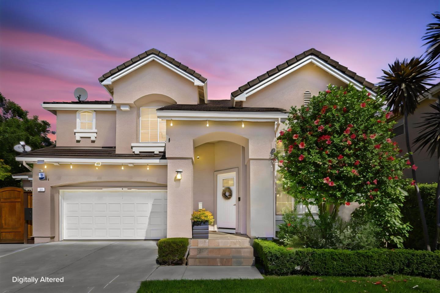 1044 Woodvale CT