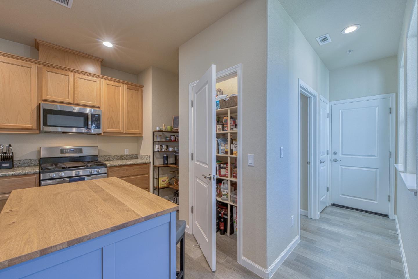 675 Lewis St, King City, CA 93930 photo 13