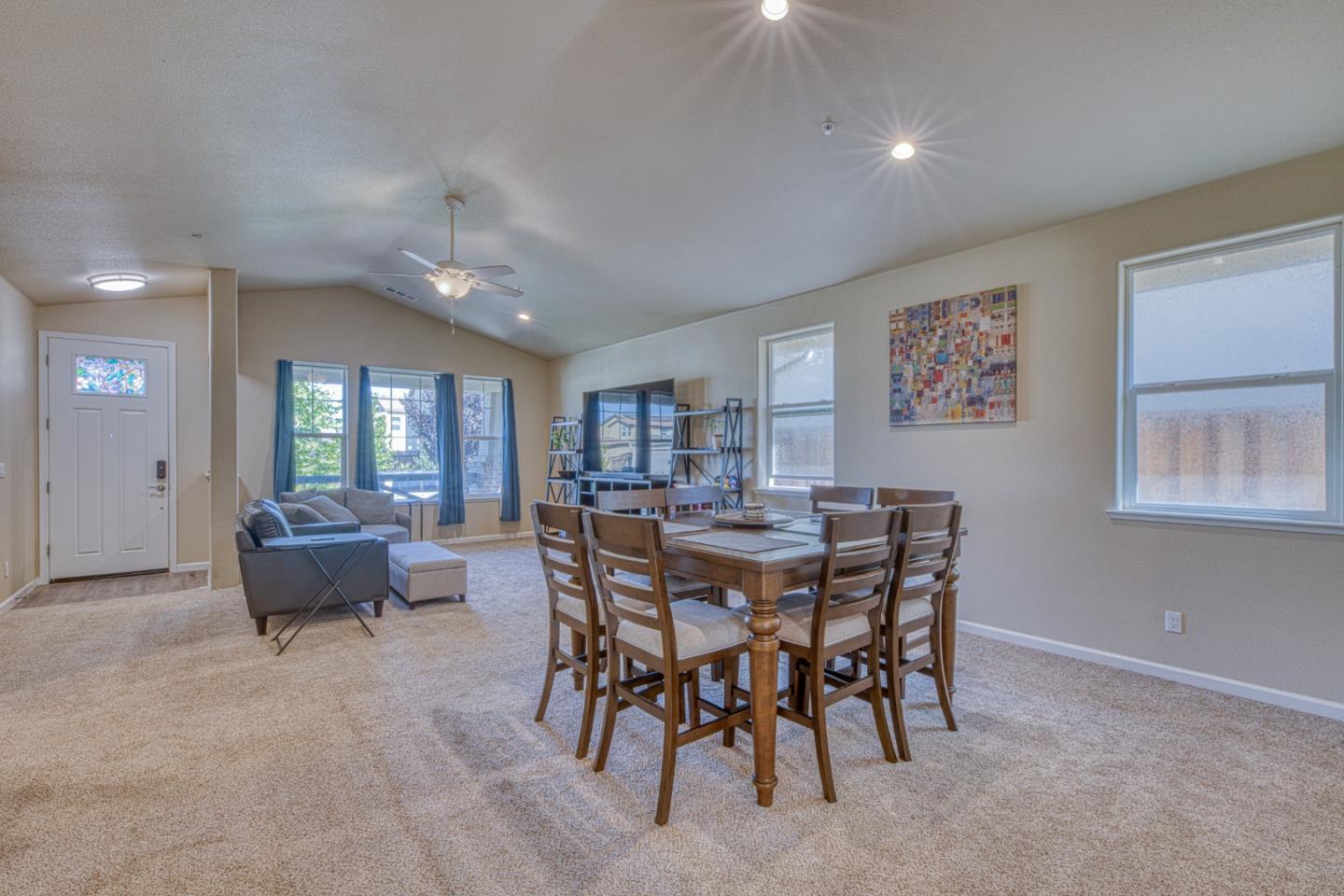 675 Lewis St, King City, CA 93930 photo 8